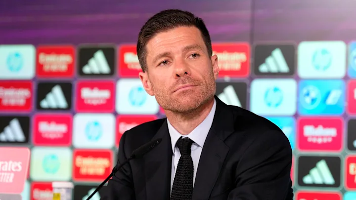 Chelsea synon Xabi Alonson për projektin e ri   trajneri ende nuk ka dhënë përgjigje