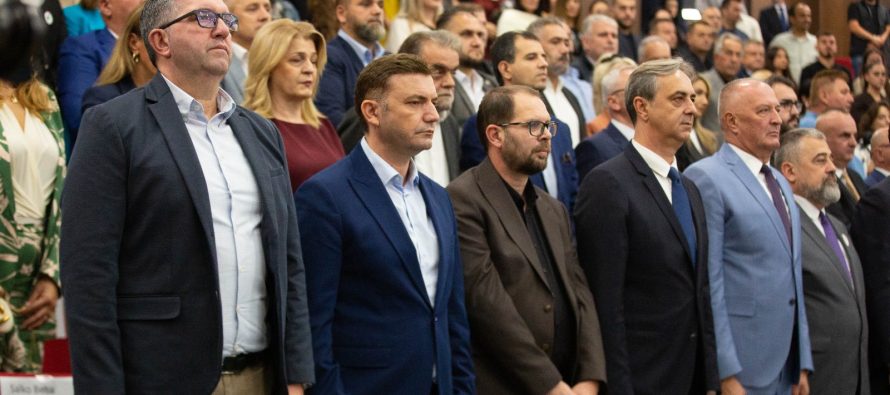 Bujar Osmani: Boshnjakët janë pjesë e pandarë e identitetit tonë të përbashkët në Çair