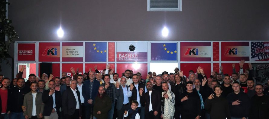 Forina mirëpret Valbon Limanin dhe Valdet Xhaferin në hapjen e Shtabit Zgjedhor