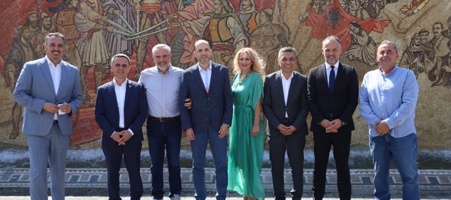 Bekim Fazliu i bashkohet VLEN-it