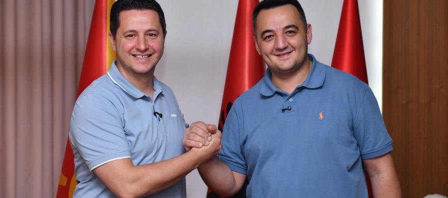 Valdet Xhaferi me porosi nga Gostivari: “Bashkë për Misionin e Tetorit”