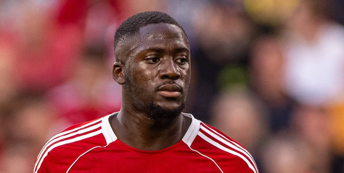 E ardhmja e Konaté në dyshim te Liverpool  bisedimet mbeten të bllokuara