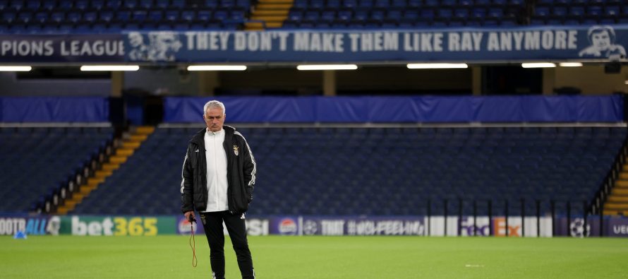Mourinho rikthehet në Stamford Bridge: Do të mbetet gjithmonë shtëpia ime