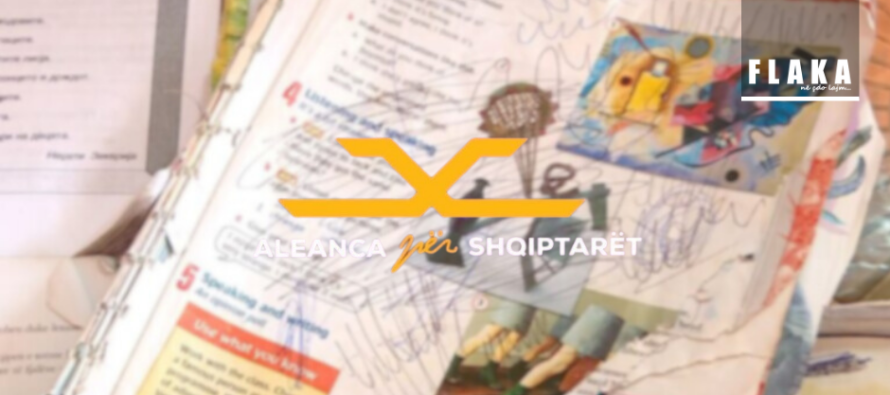 ASH: Në vend të librave, nxënësve u shpërndahen kopje të vjetra dhe të grisura