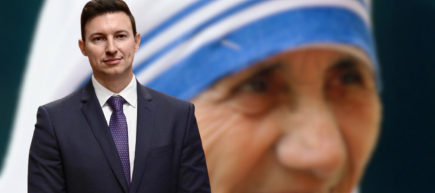 Ambasadori i Shqipërisë në Shkup në Ditën e Shenjtërimit të Shën Terezës: “Përulemi përpara fuqisë së dashurisë”