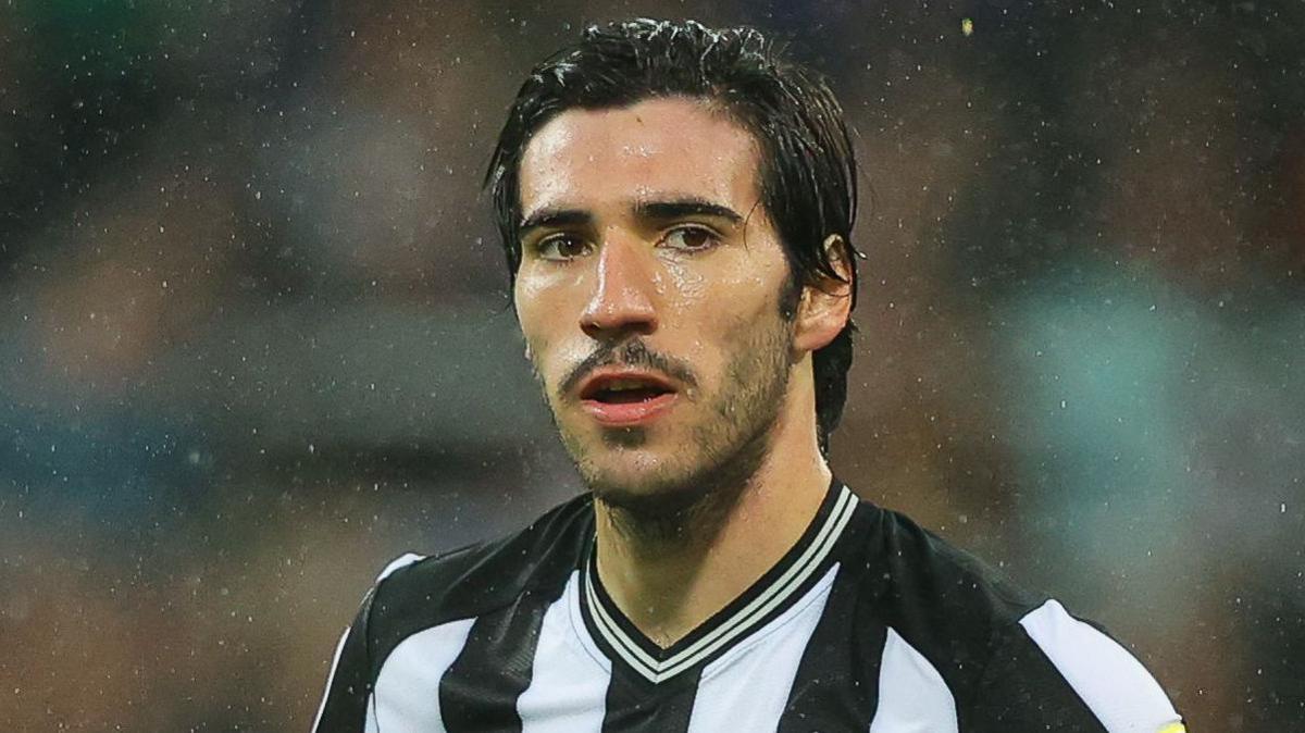 juventusi-synon-rikthimin-e-sandro-tonalit-ne-serie-a-plan-per-huazim-me-te-drejte-blerjeje