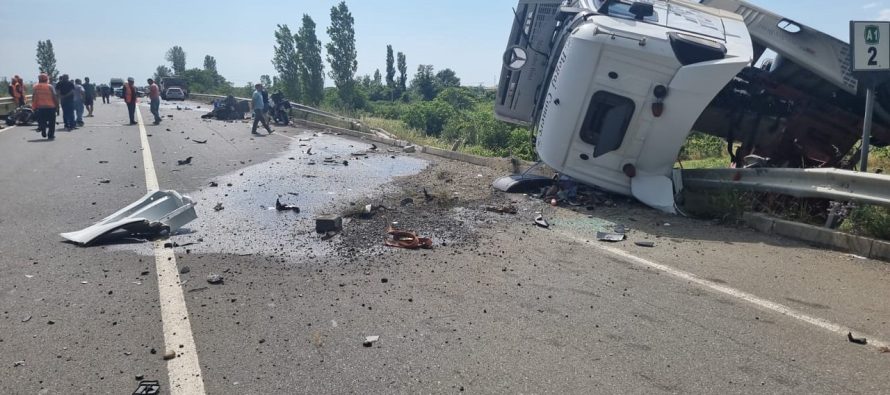 Aksident fatal në Rrogozhinë-Lushnje, humb jetën 72-vjeçari