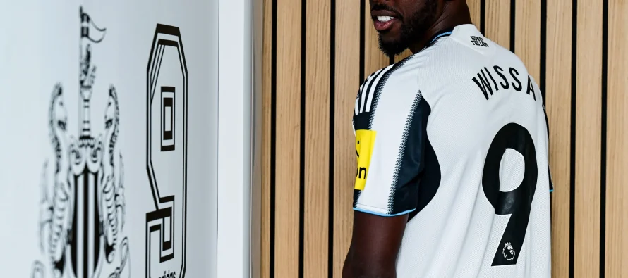 Newcastle mbyll marrëveshjen për Wissa në sekondat e fundit