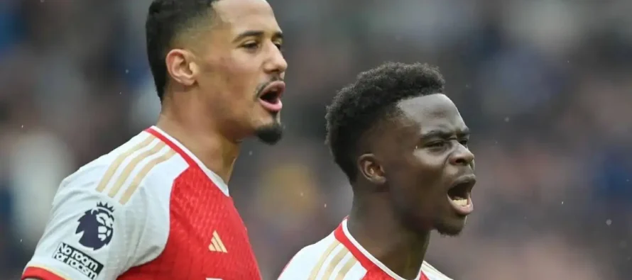 Arsenal pranë marrëveshjes me Saka dhe Saliba