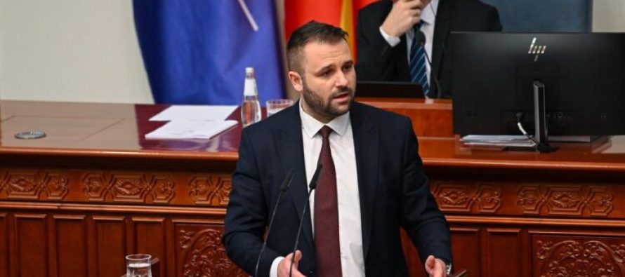 Durmishi i qartë: Nuk ka bazë ekonomike për rritjen e pagës minimale në 500 euro