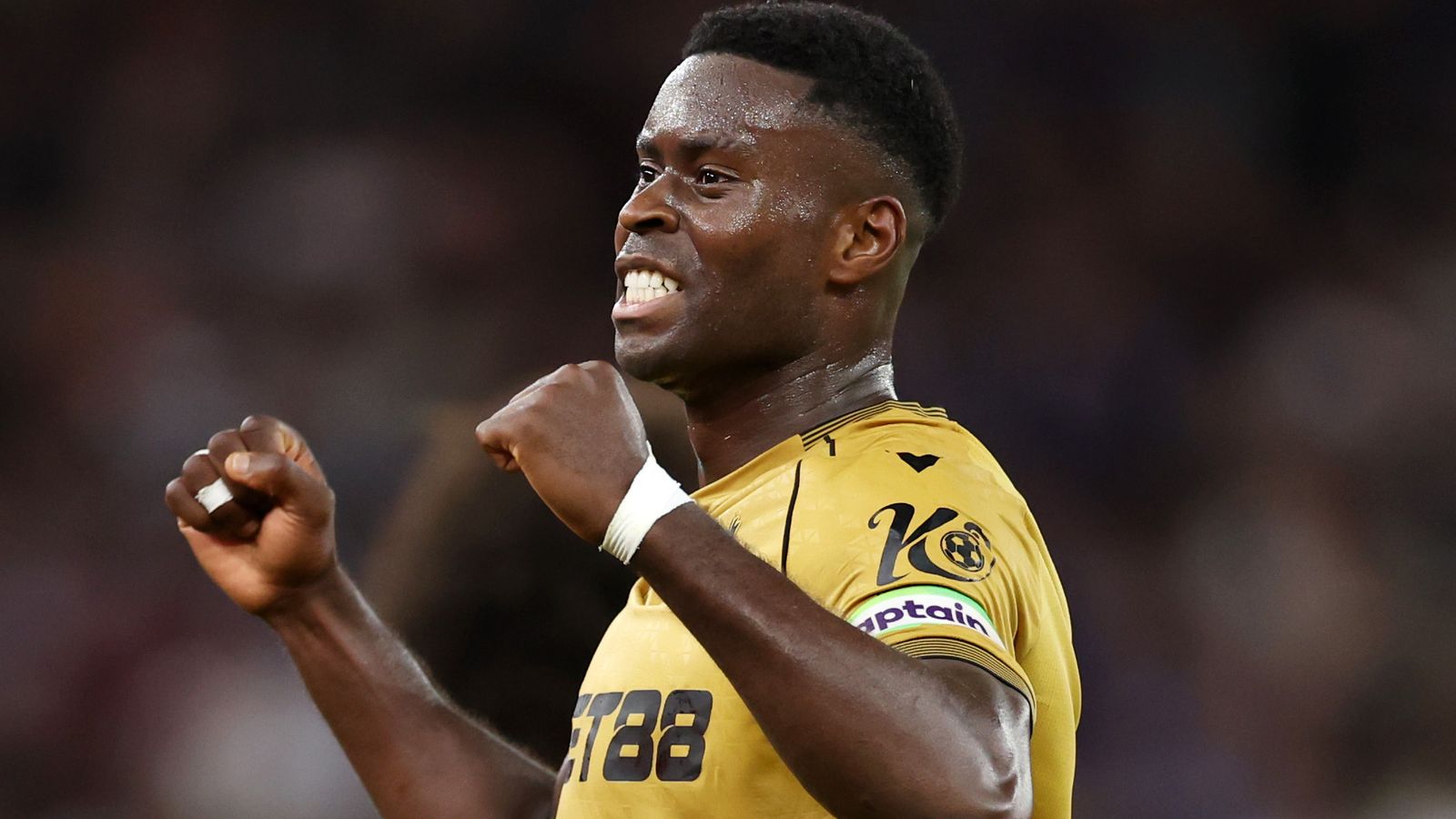 Barcelona monitoron Marc Guéhi  por nuk do të hyjë në garë ofertash