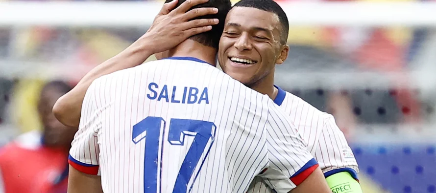 Saliba: “Mbappé është një lider i vërtetë dhe një nga më të mirët në botë”