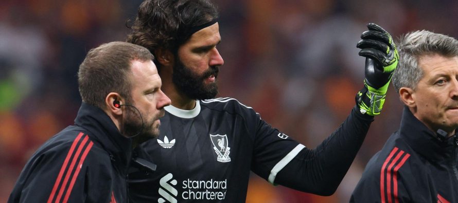 Alisson jashtë deri në fund të sezonit, goditje e rëndë për Liverpool