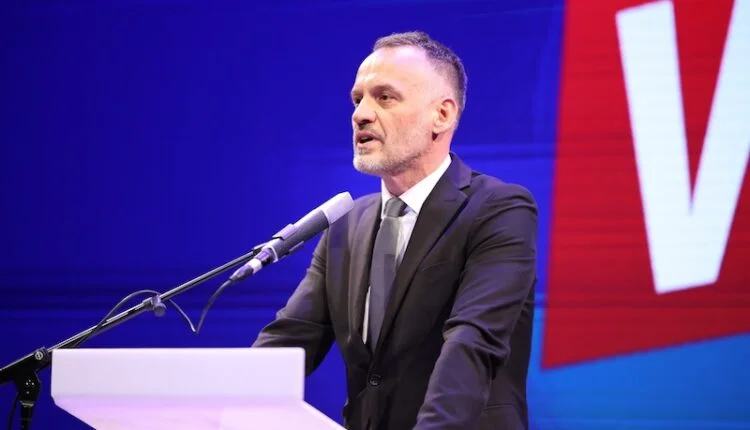 Zyrtari që nuk arriti të marrë as 4 mijë vota në vendlindjen e tij – thotë se është dalzotës i shqiptarëve!