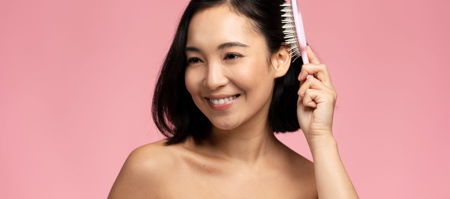 Flokët si pasqyrë e shëndetit: Çfarë tregojnë problemet më të zakonshme