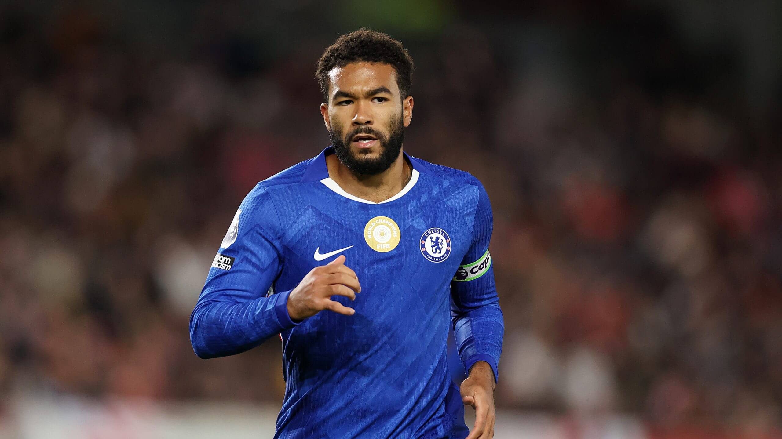 Zyrtare  Reece James rinovon me Chelsea deri në vitin 2032