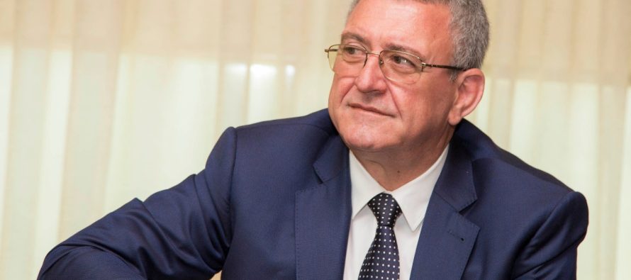 Armand Duka rizgjidhet për herë të shtatë në krye të FSHF-së