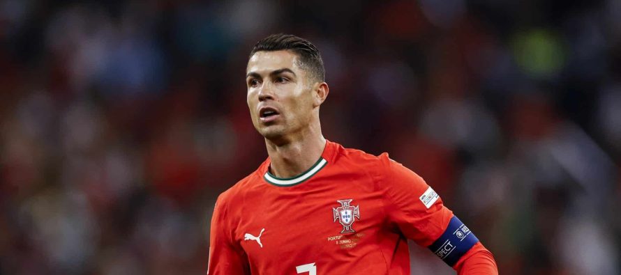 Roberto Martínez: “Ronaldo mbetet i pazëvendësueshëm edhe në moshën 41 vjeçare”