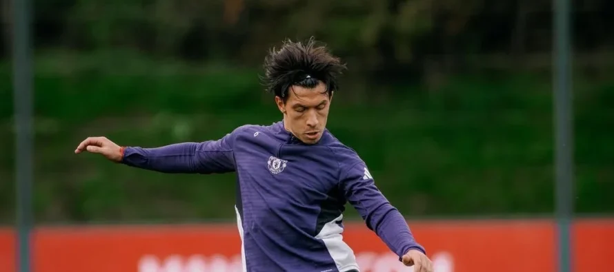 Lisandro Martínez i ofrohet Atlético Madridit, mbrojtësi mund të largohet nga Manchester United