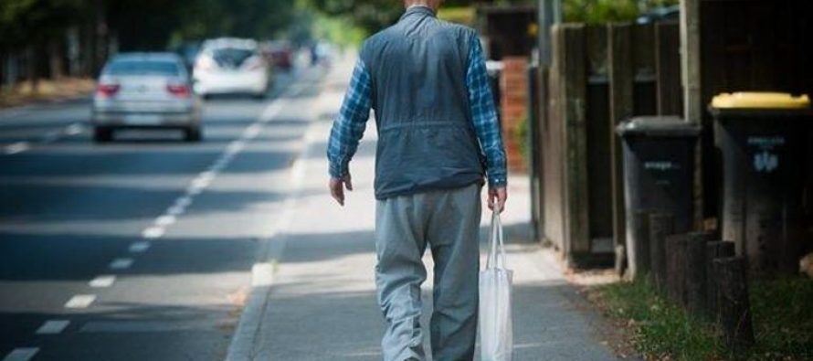 Tmerret e fshehura në shtëpitë e të moshuarve në Shkup – pronaret i rrihnin dhe ushqenin me produkte të skaduara