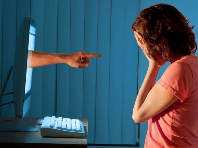 Rasti shqetësues në Tetovë  Alarm për rreziqet brenda familjes dhe mungesën e edukimit digjital