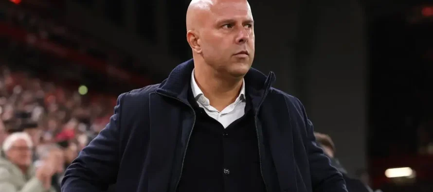 Slot emocionohet nga tifozët e Anfield-it: Ky është një klub i madh