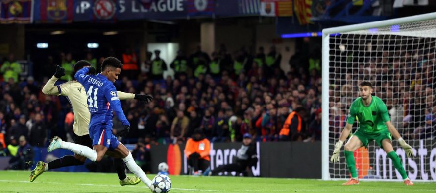 Estêvão Gonçalves shkëlqen në fitoren e Chelseat ndaj Barcelonës 3-0