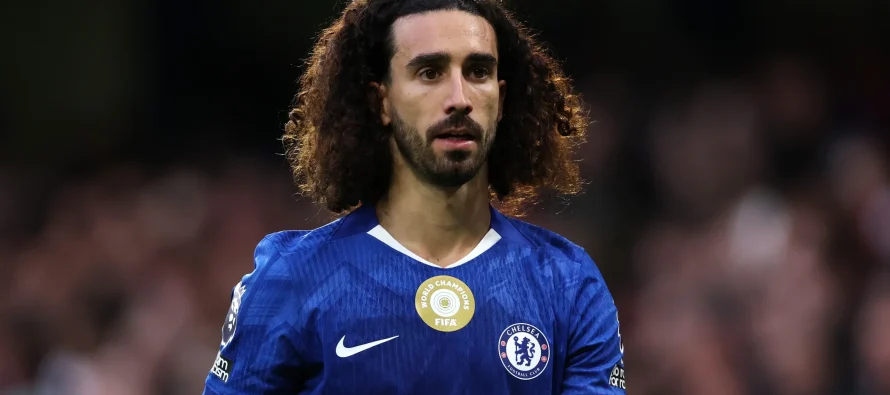 Cucurella për Barcelonën: “Është e vështirë të refuzohet, por nuk po mendoj për të tani”