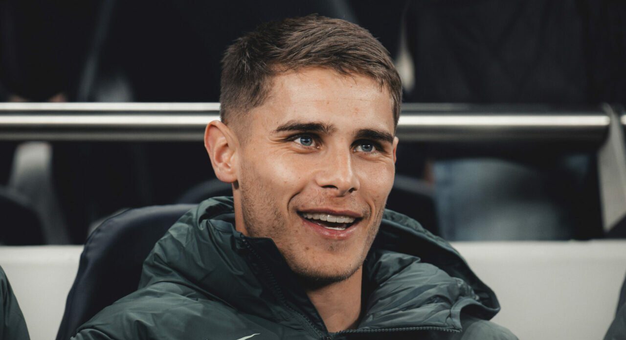 Tottenham e konsideron Micky van de Ven si të paprekshëm