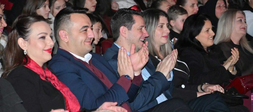 Besëlidhja – AKI dëshmon unitet në Gostivar