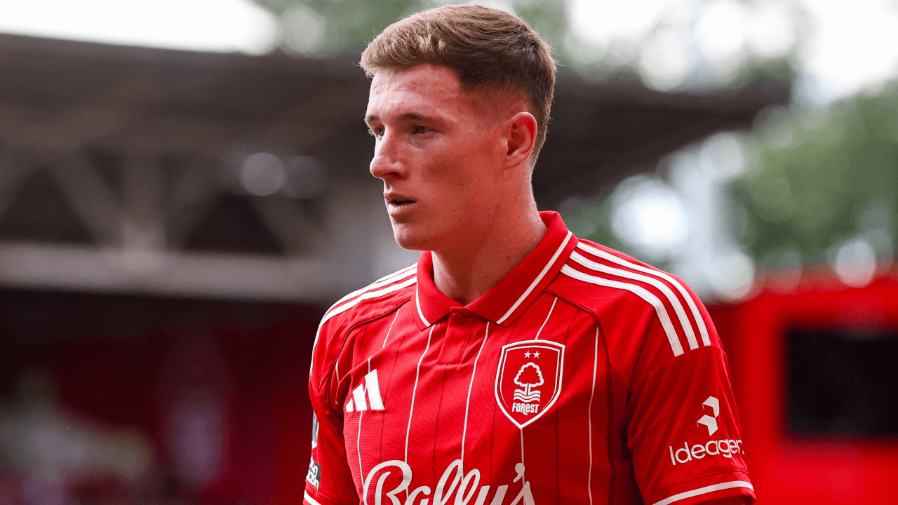 Manchester United synon Elliott Anderson  mund të kërkohet ofertë rekord