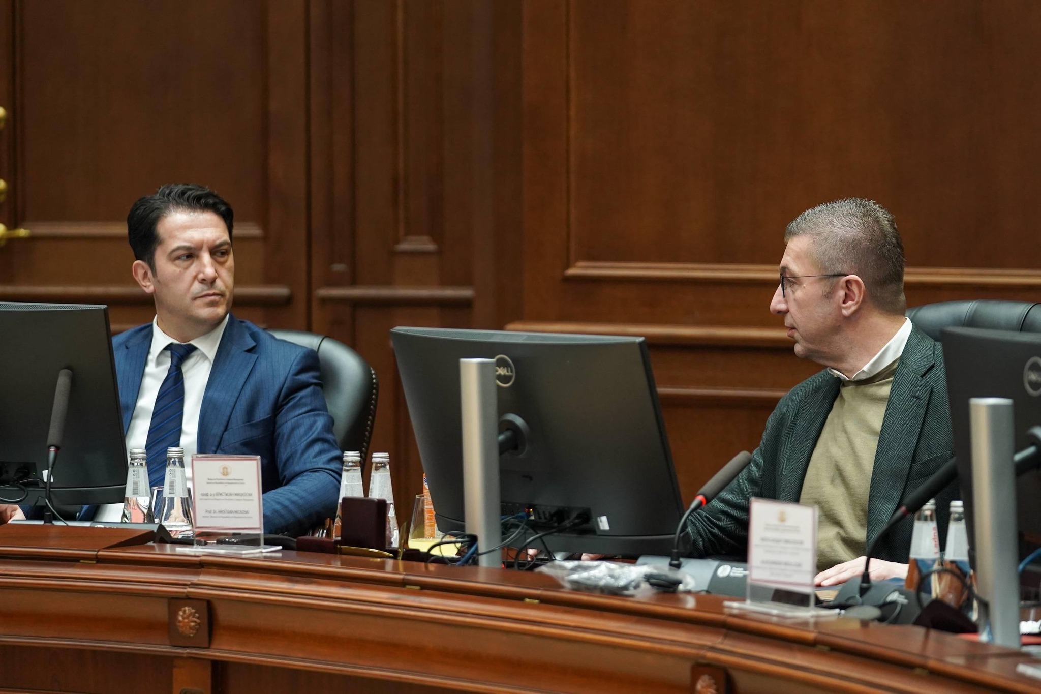 Bekim Sali emërohet zëvendëskryeministër i parë, zëvendëson Izet Mexhitin