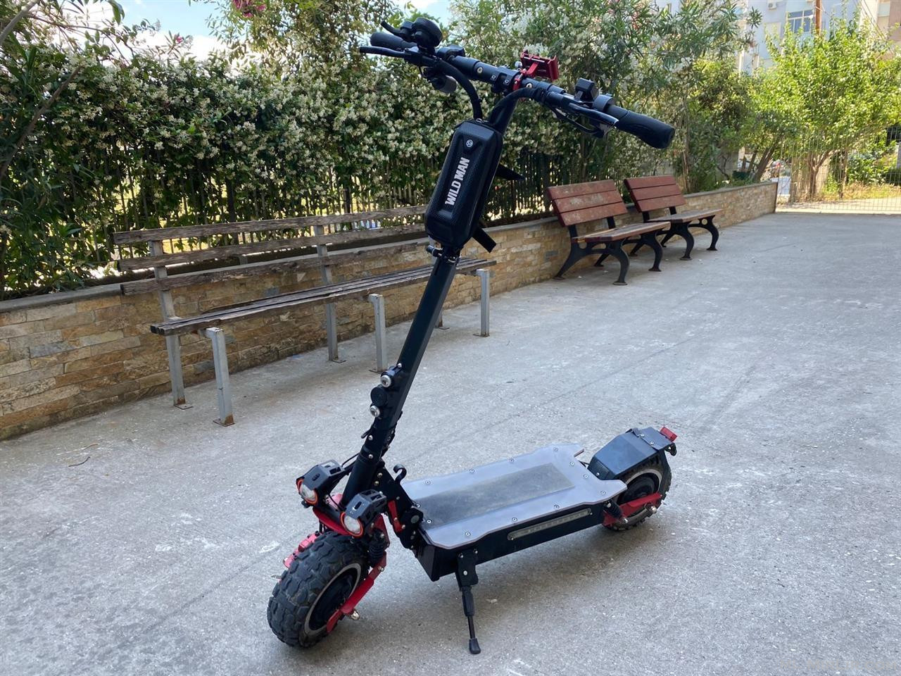 Dënim me kusht për babain që la skuterin  fëmija u lëndua gjatë përdorimit