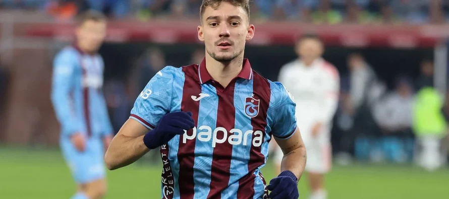 Ernest Muçi po shkëlqen te Trabzonspor, golat e tij vendimtarë mahnisin Turqinë