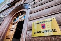 Zbardhet vendimi i Kushtetueses për rikthimin e Ballukut në detyrë