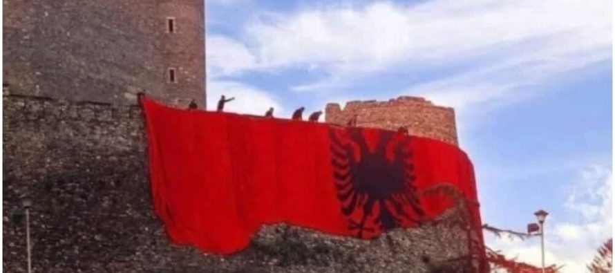 “Shvercerat” mbështesin protestën e 13 dhjetorit në Shkup: Lufta e UÇK-së ka qenë luftë e drejtë dhe për liri