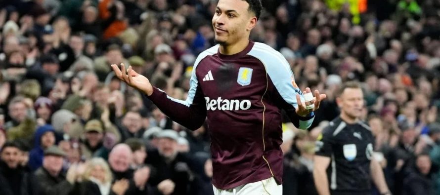 Aston Villa vazhdon formën fantastike, mposht Manchester United