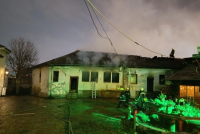 Nuk ka rrezik nga zjarri në Çarshinë e Vjetër, situata nën kontroll