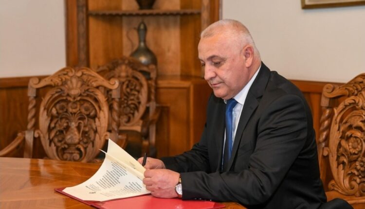 Bashkim Selimi u zgjodh unanimisht kryetar i Këshillit të Prokurorëve