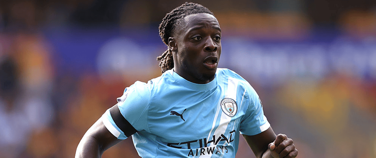 Manchester City blindon Jeremy Dokun  rinovon kontratën deri në vitin 2031