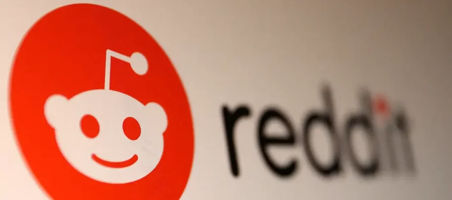 Reddit nis testimin e verifikimit për personat publikë