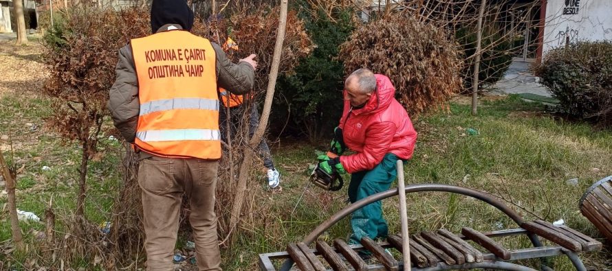Komuna e Çairit vazhdon aksionin për pastrimin dhe mirëmbajtjen e hapësirave të gjelbra