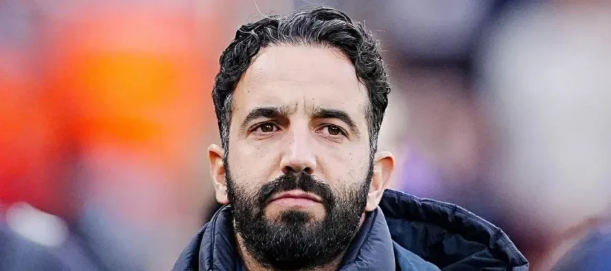 Giggs vlerëson trashëgiminë e Amorim te United