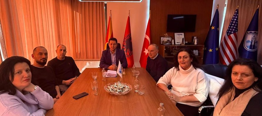 Limani dhe Sindikata e Arsimit dakordohen për K-15 për të gjithë mësimdhënësit