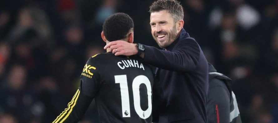 Michael Carrick “magjik” në pankinë: Manchester United rikthehet te fitoret e mëdha