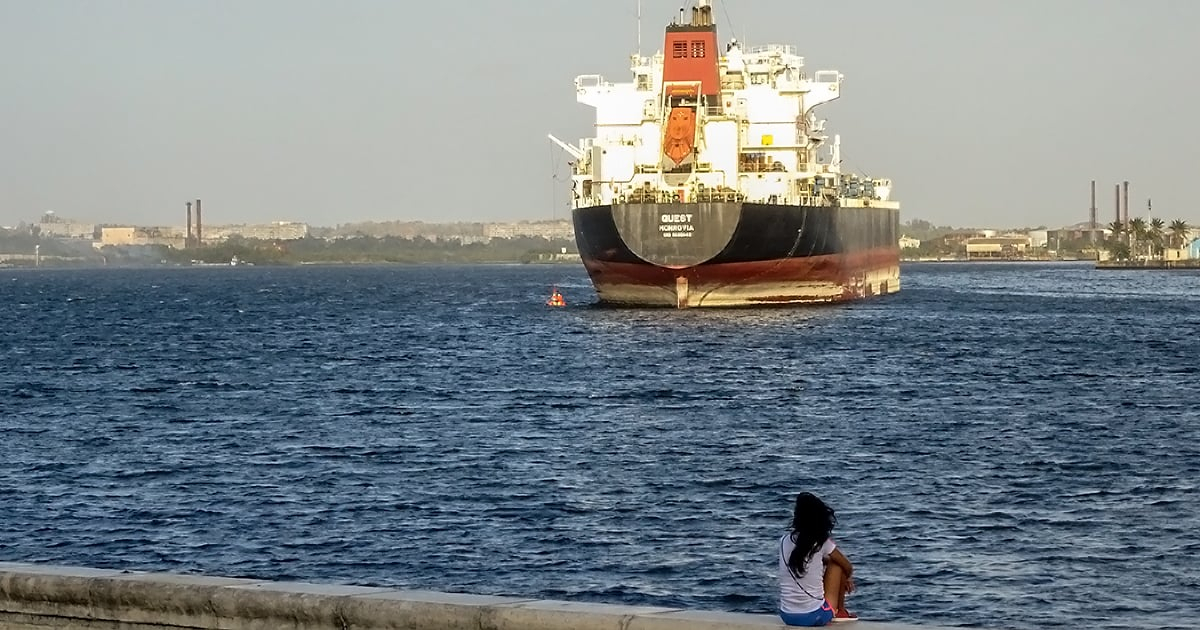 Rusia paralajmëron krizë energjetike të  kritike  në Kubë  akuzon SHBA në