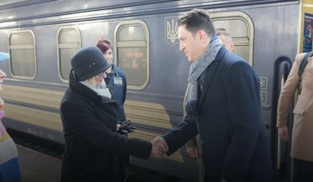 Vizitë simbolike dhe strategjike: Bekim Sali në Kiev, partneritet dhe kujtim i përbashkët!