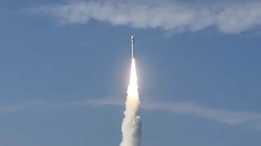 pakistani-lanson-satelitin-e-dyte-vendas-eo-2-nga-kina