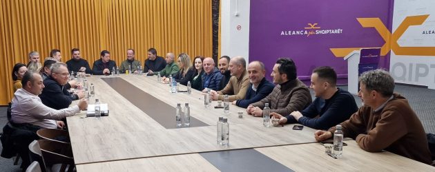 Këshilli për Organizimin e Kongresit të Aleancës për Shqiptarët, nën drejtimin e Valbon Limanit,  mbajti mbledhjen e parë