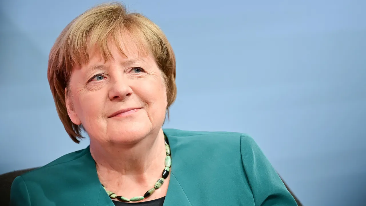 Angela Merkel rikthehet në kongresin e CDU së pas viteve mungesë